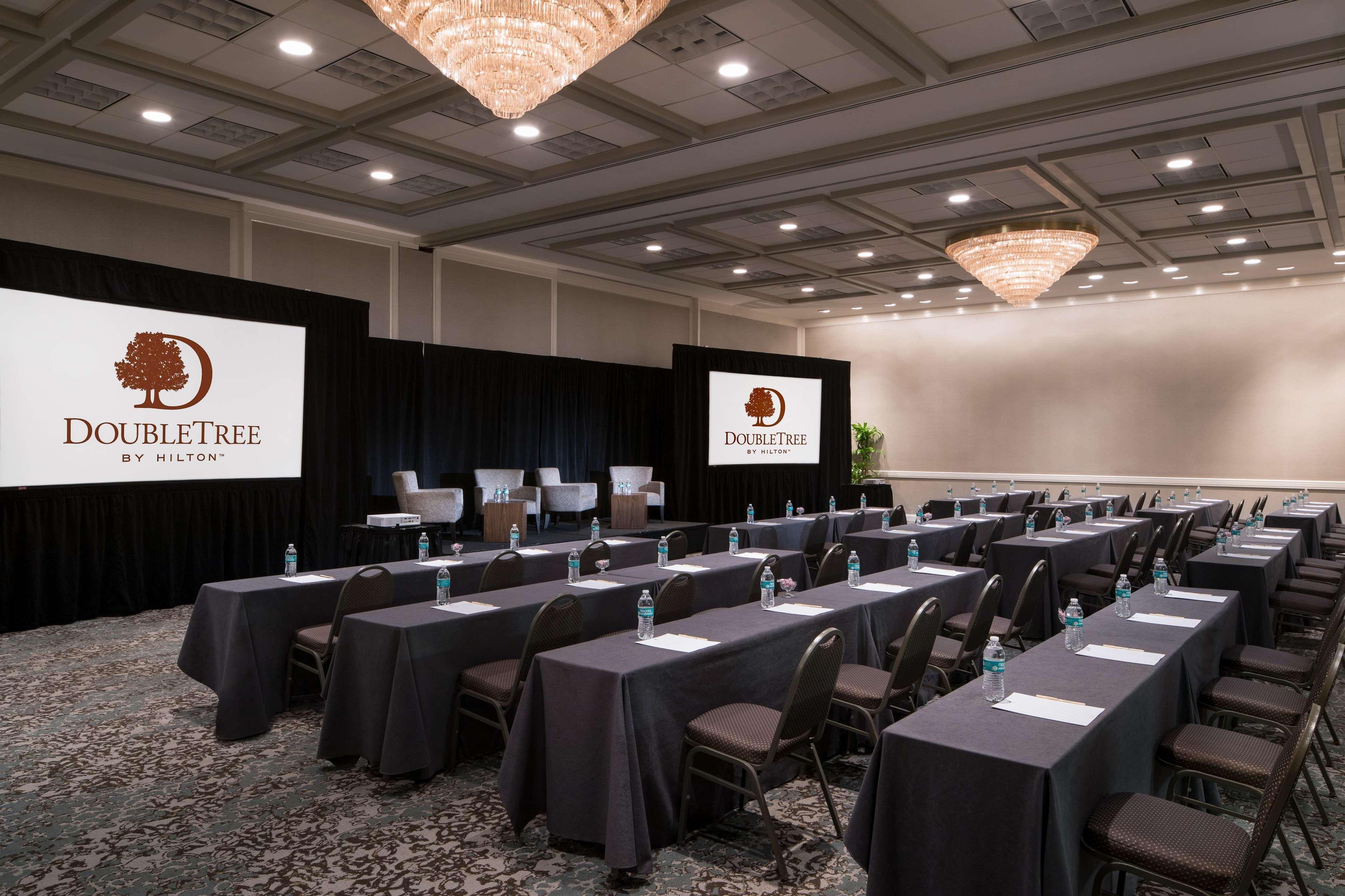 Doubletree By Hilton Airport Hotel Philadelphia