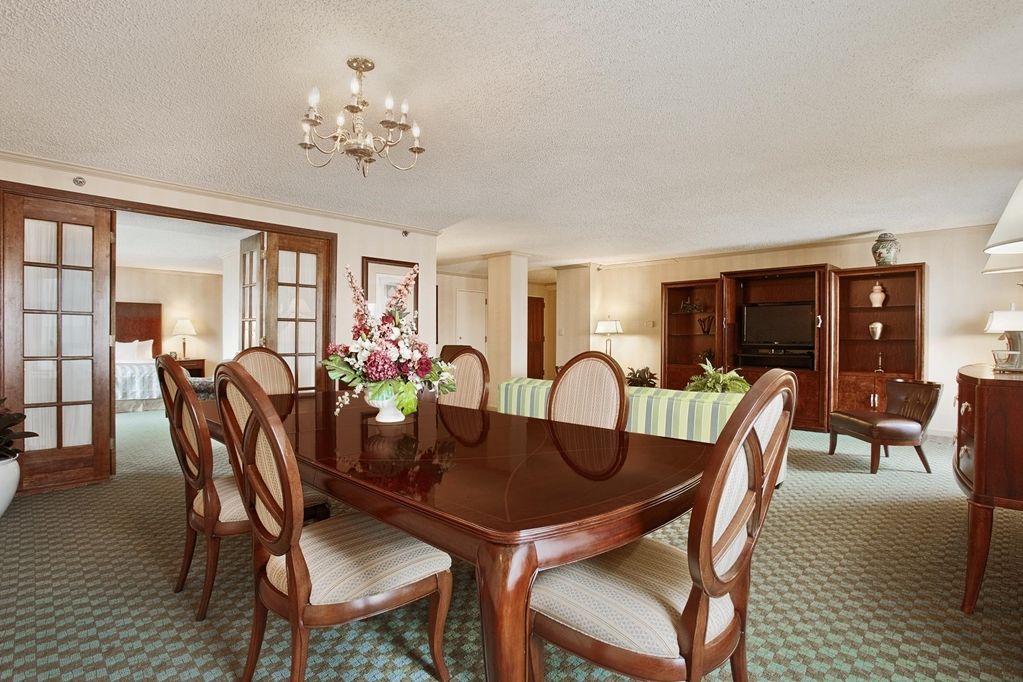Doubletree By Hilton Airport Philadelphia