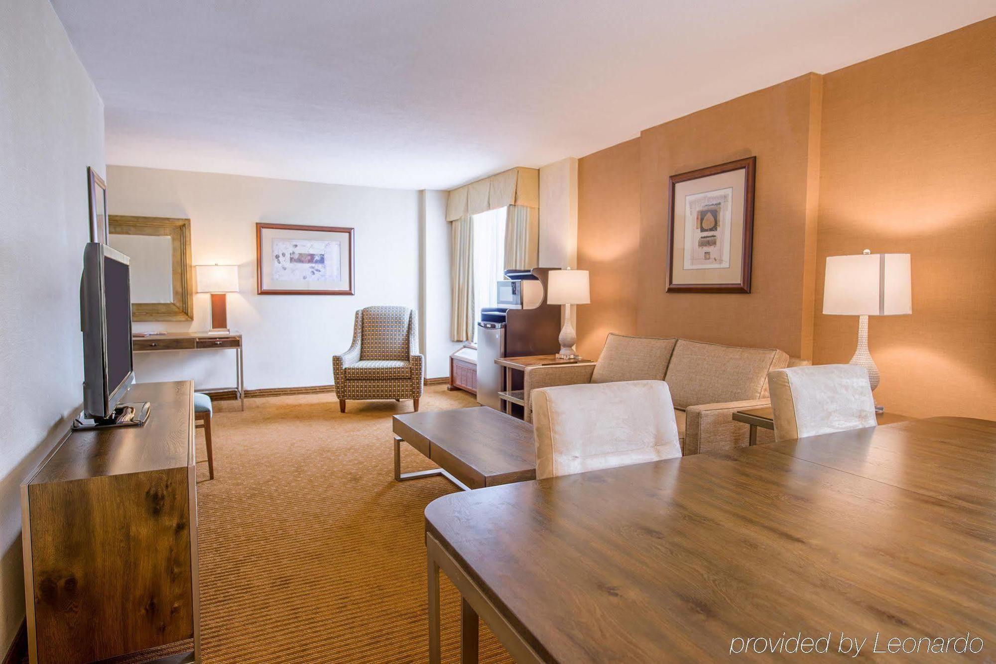 Hotel Doubletree By Hilton Airport Philadelphia